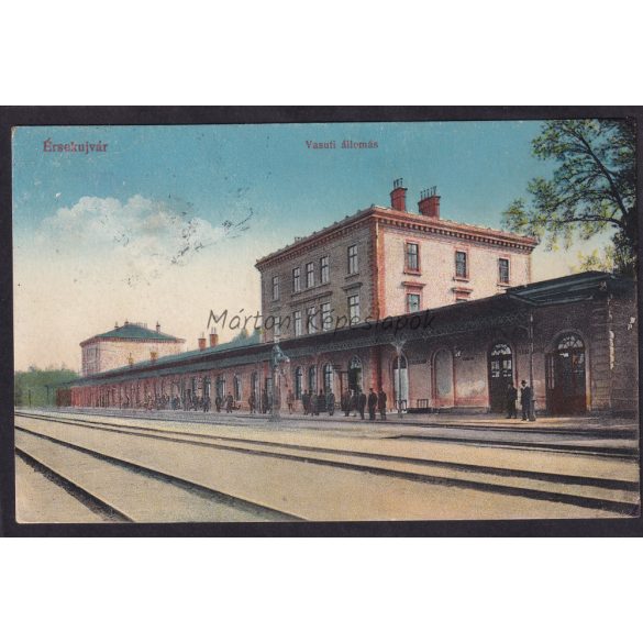 Érsekújvári régi felvidéki képeslapon. Vasúti állomás. 1915 Vasúti levelezőlapárúsítás