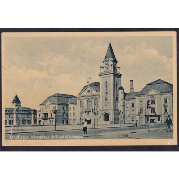 Mezőtúr régi képeslapon, városháza és a tűzoltólaktanya 1944